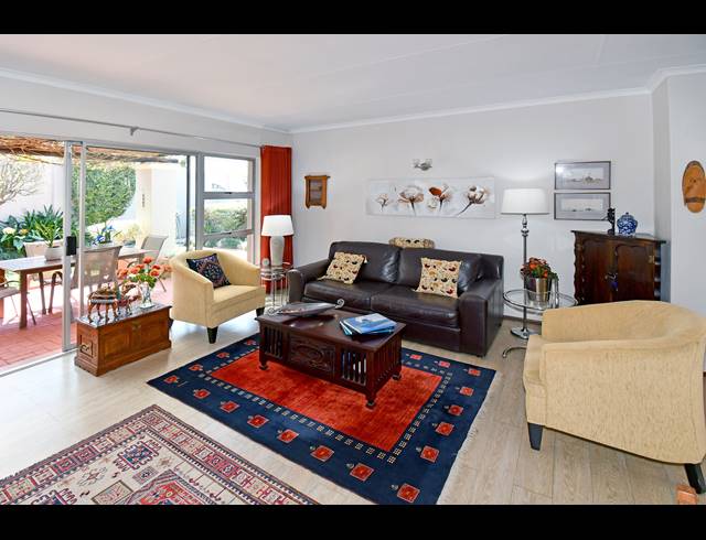 2 BEDROOM TOWNHOUSE FOR SALE IN KELLAND